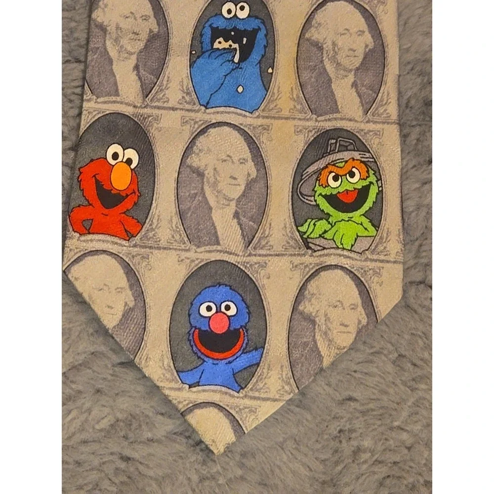 Vintage Sesame Street Dollar Bill Silk Tie Elmo Cookie Monster Novelty Money 90s
